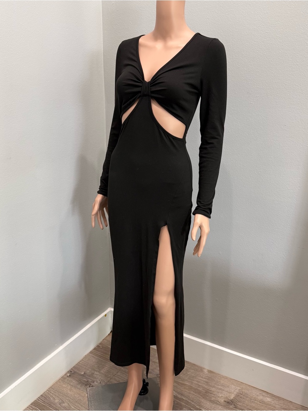 Black Long-Sleeve Cutout Maxi Dress with Thigh Slit